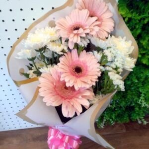 Ramo de 4 gerberas y felpillas