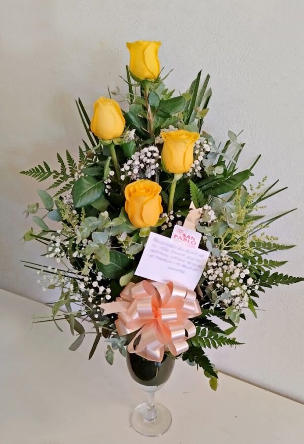 Copa de 4 rosas